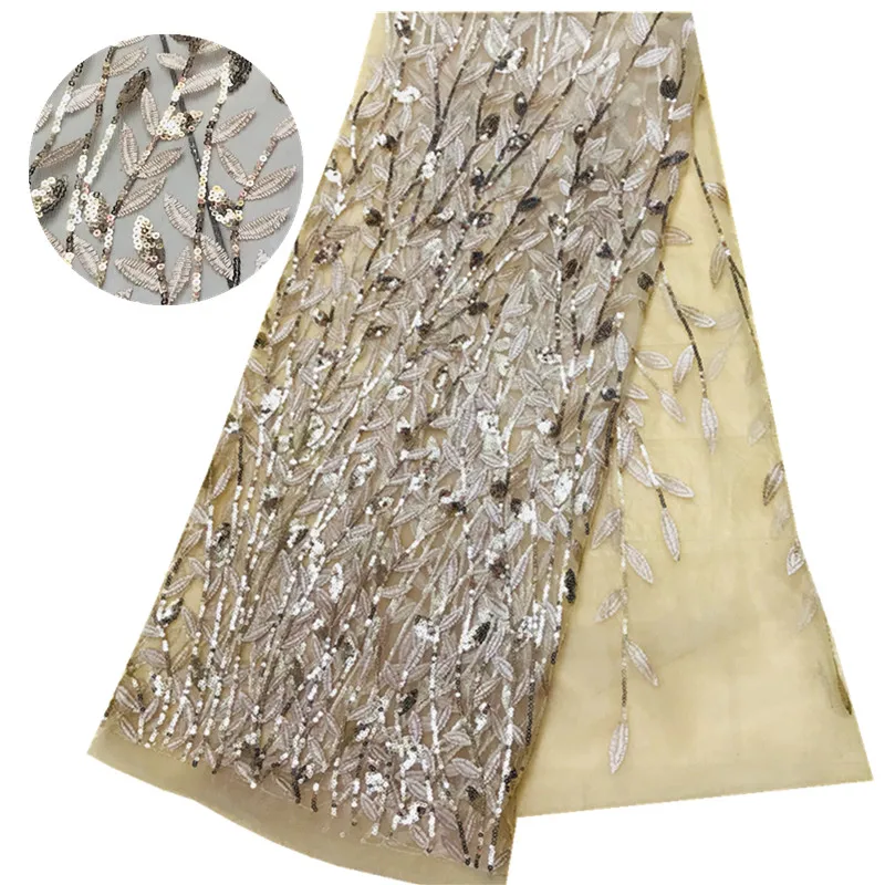 2018 high quality sequence French Nigerian sequins net African tulle mesh sequence lace fabric for dress 5yards/lot JF101
2018 high quality sequence French Nigerian sequins net African tulle mesh sequence lace fabric for dress 5yards/lot JF101