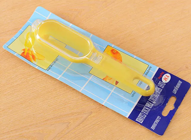 Durable Plastic Fish Scale Remover Cleaner Kitchen Tool Gadgets Remover Peelers Scraper Random Color
Durable Plastic Fish Scale Remover Cleaner Kitchen Tool Gadgets Remover Peelers Scraper Random Color