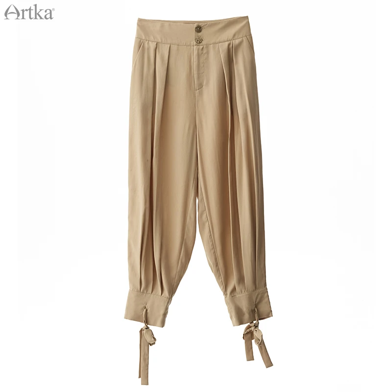 ARTKA 2019 Summer Women Pants Loose Harem Pants For Women Pleated Solid Color Jogger Pants High Waist Calf-Length Pants JK19007
ARTKA 2019 Summer Women Pants Loose Harem Pants For Women Pleated Solid Color Jogger Pants High Waist Calf-Length Pants JK19007