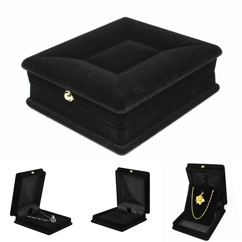 Jewelry Boxes Velvet Gift Box Vintage Black Necklace Case 7.7*8.9*2.9 cm Display Storage Accessories Simple Style 1 Piece
Jewelry Boxes Velvet Gift Box Vintage Black Necklace Case 7.7*8.9*2.9 cm Display Storage Accessories Simple Style 1 Piece