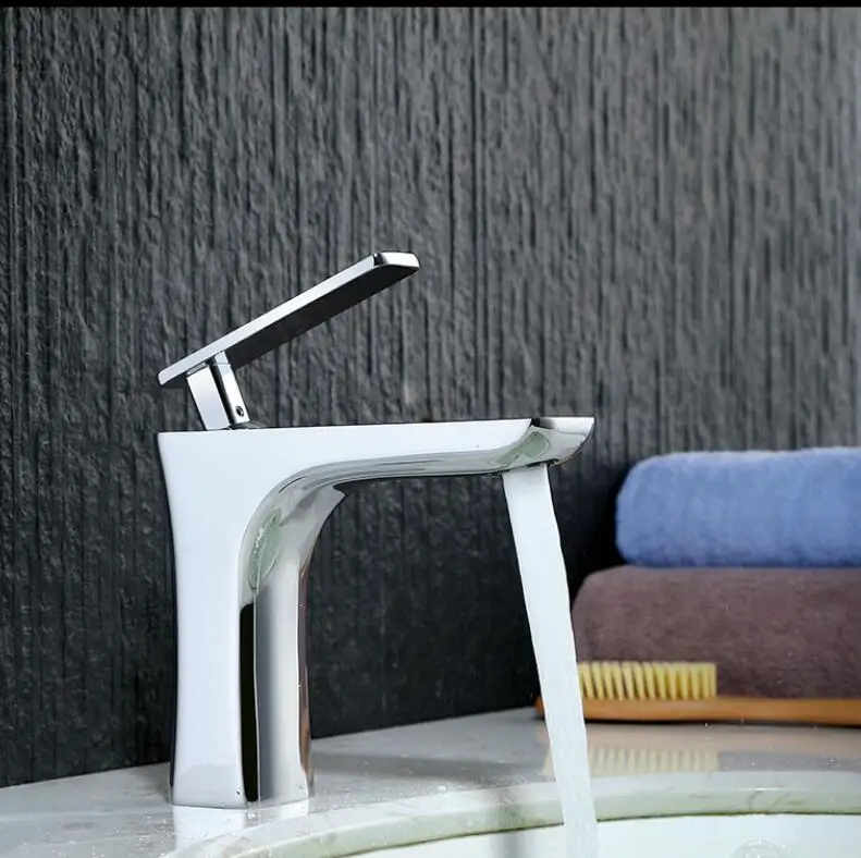 Basin Faucet White Basin Mixer Brass Crane Bathroom Faucets Hot and Cold Water Mixer Tap Contemporary Mixer Tap torneira
Basin Faucet White Basin Mixer Brass Crane Bathroom Faucets Hot and Cold Water Mixer Tap Contemporary Mixer Tap torneira