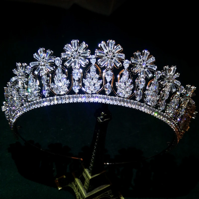 Himstory 2019 NEwest Cubic Zirconia Tiaras Crown Bridal Wedding Headband Queen Hair Jewelry Accessories
Himstory 2019 NEwest Cubic Zirconia Tiaras Crown Bridal Wedding Headband Queen Hair Jewelry Accessories