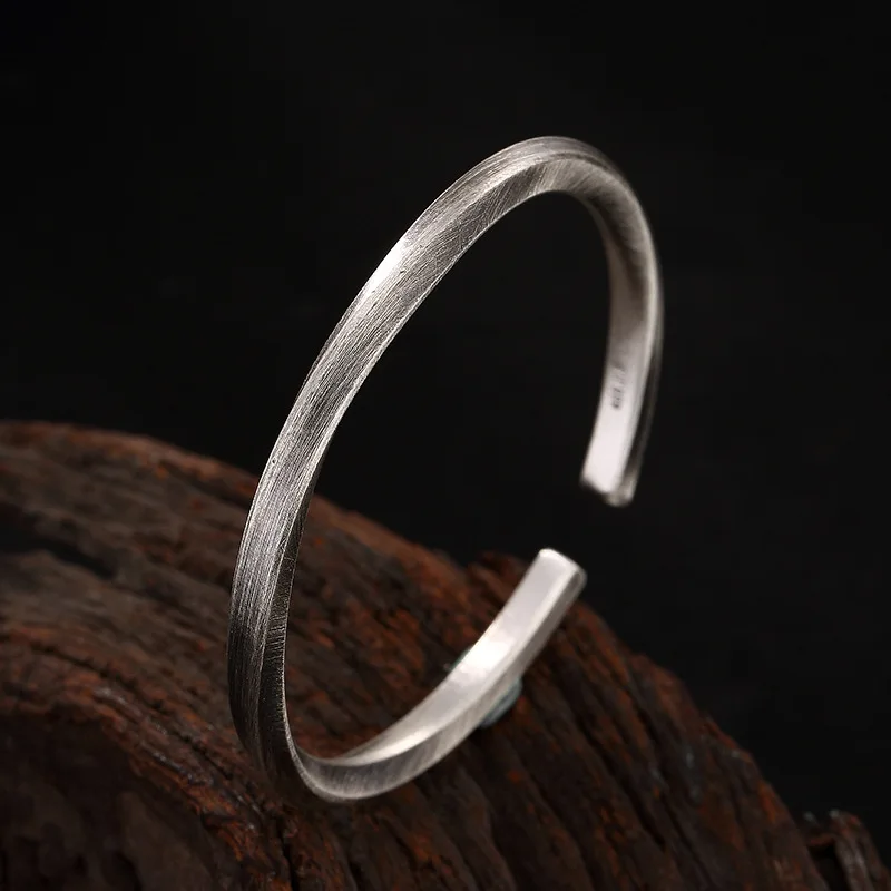 simple drawstring bracelet, personality, all kinds of imitation ancient men's Sterling Silver Bracelet wholesale.
simple drawstring bracelet, personality, all kinds of imitation ancient men's Sterling Silver Bracelet wholesale.