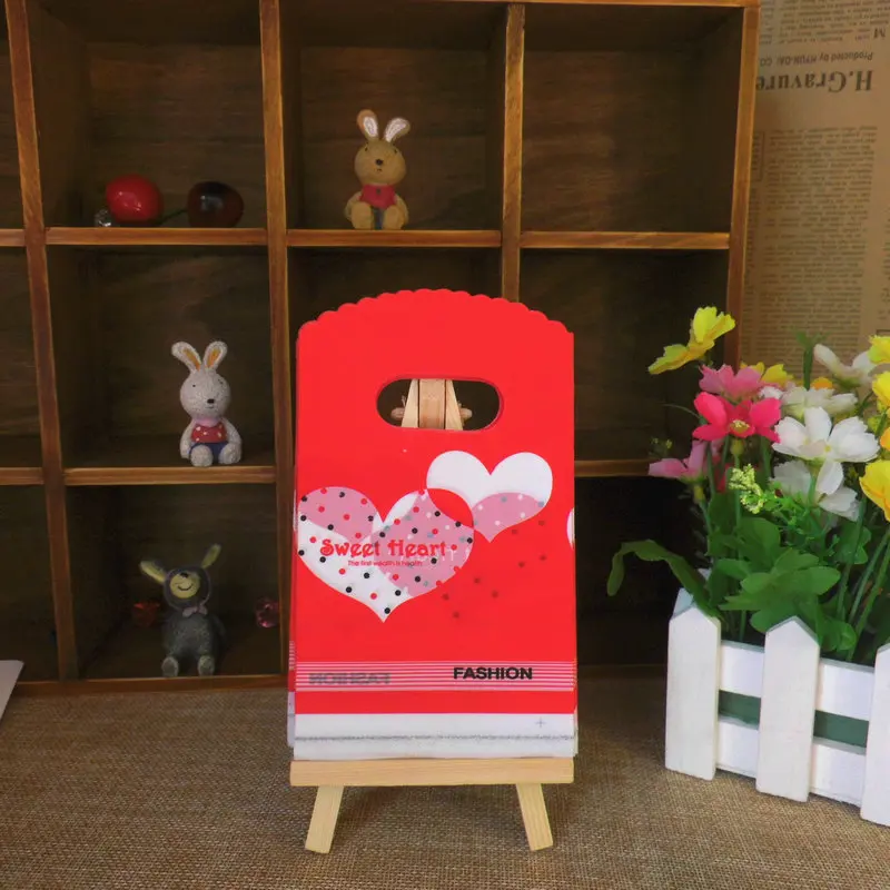 2017 Hot Sale New Style Wholesale 50pcs/lot 9*15cm Small Red Gift Bags With Heart Jewelry Pouches Plastic Bags
2017 Hot Sale New Style Wholesale 50pcs/lot 9*15cm Small Red Gift Bags With Heart Jewelry Pouches Plastic Bags