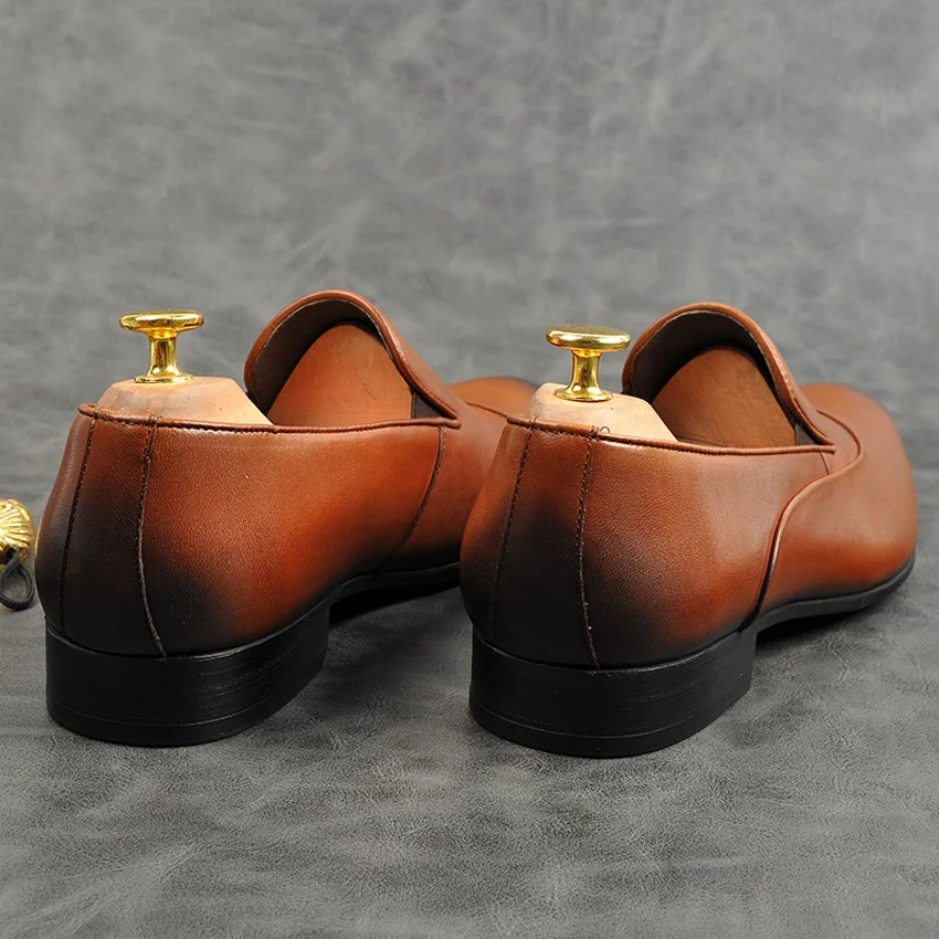 Italian Designer Genuine Leather Formal Dress Men's Wedding Shoes Pointed Toe Slip on Retro Casual Moccasin Loafers AM217 
Italian Designer Genuine Leather Formal Dress Men's Wedding Shoes Pointed Toe Slip on Retro Casual Moccasin Loafers AM217