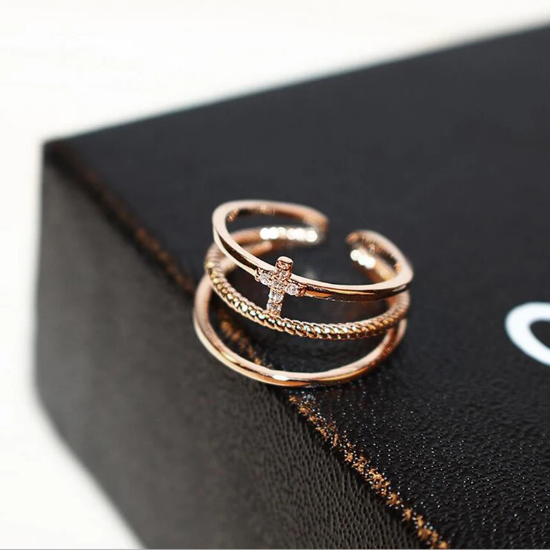 Cross X Shape Gold Metal Rings Jewelry Pop punk Super Multilayer Zircon CZ Ring of Women Metal Zirconia Micro Paved rings
Cross X Shape Gold Metal Rings Jewelry Pop punk Super Multilayer Zircon CZ Ring of Women Metal Zirconia Micro Paved rings