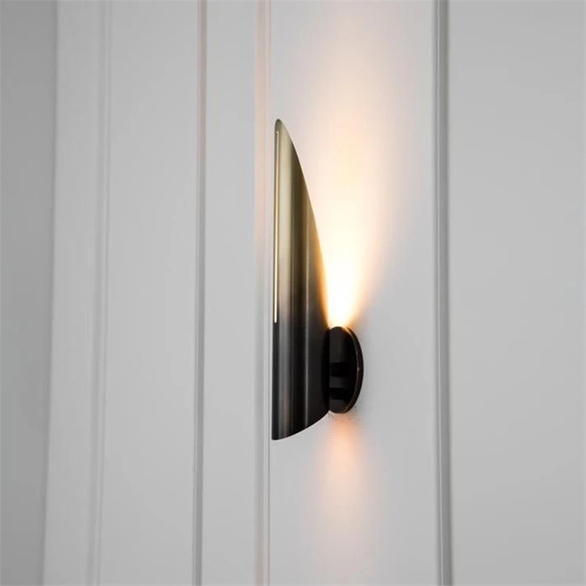 Post-modern Luxury Glossy Wall Lamps Bedroom Living Room Bathroom Sconces Wall Lights Art Bedside Study Design Room Fixtures
Post-modern Luxury Glossy Wall Lamps Bedroom Living Room Bathroom Sconces Wall Lights Art Bedside Study Design Room Fixtures