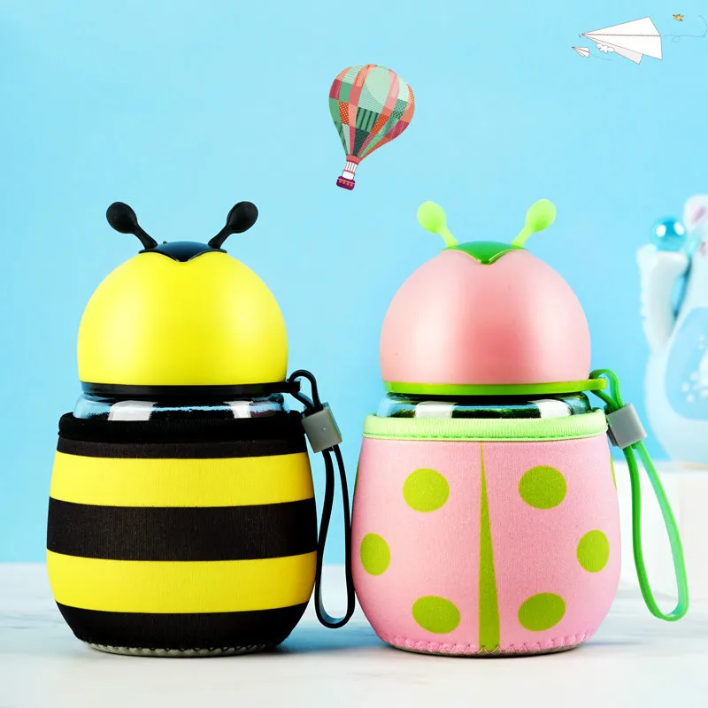 300ml Creative Cartoon Bee Ladybird Water Bottle Leakproof Kids Juice Bottle Insulated Lovely Glass Water Bottle
300ml Creative Cartoon Bee Ladybird Water Bottle Leakproof Kids Juice Bottle Insulated Lovely Glass Water Bottle
