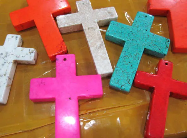 lager 6pcs 28x60mm Turquoise stone Cross blue white pink oranger red Mixed turquoise pendant jewelry beads
lager 6pcs 28x60mm Turquoise stone Cross blue white pink oranger red Mixed turquoise pendant jewelry beads