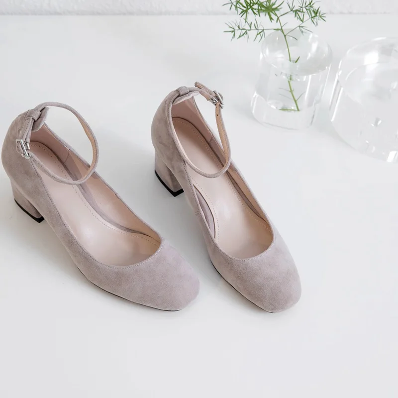 ZVQ Women Pumps Spring Autumn Party Plus Size Shoes 2019 Fashion New Grace Dress Pumps Ladies Round Toe Middle Heel Shoes
ZVQ Women Pumps Spring Autumn Party Plus Size Shoes 2019 Fashion New Grace Dress Pumps Ladies Round Toe Middle Heel Shoes