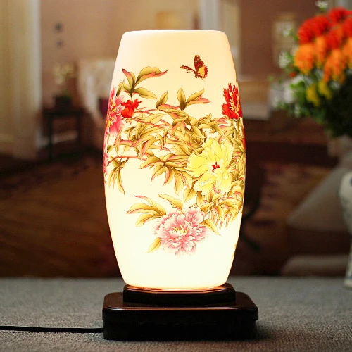 

Chinese style hand painted cramic porcelain hotel bedside table lamps