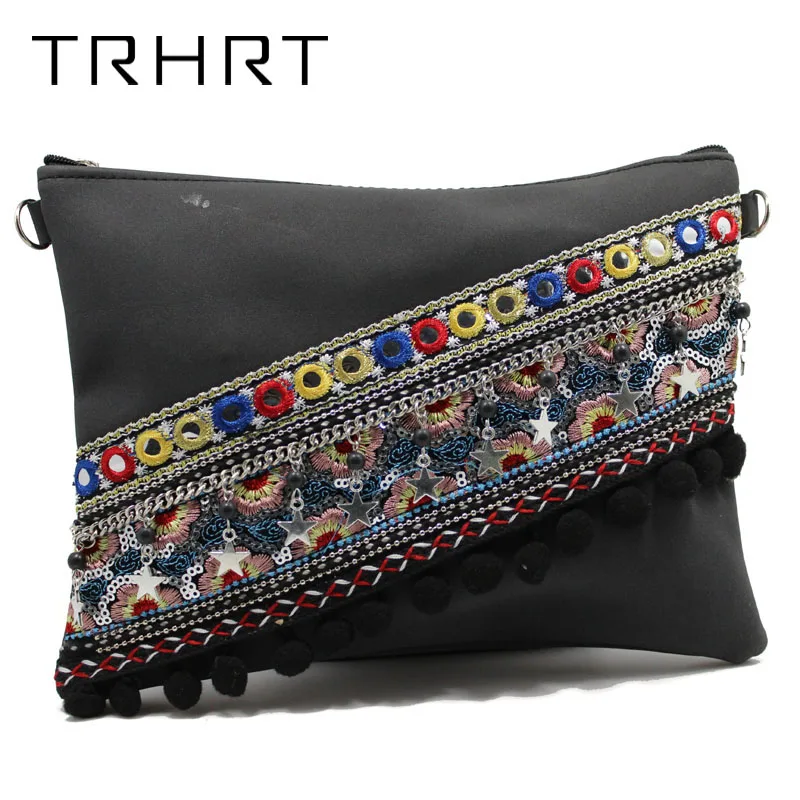 Black Vintage Retro Charm Embroidery pattern Pacthwork women handbag Super Hot Design Lady Shoulder Bag with Boho
Black Vintage Retro Charm Embroidery pattern Pacthwork women handbag Super Hot Design Lady Shoulder Bag with Boho