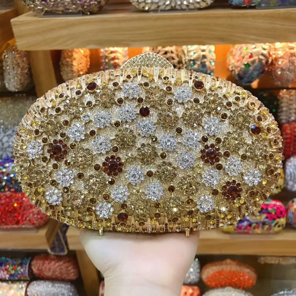 Hollow Out Flower green/gold/red Crystal Women Evening Bags Metal Shoulder Handbag Minaudiere Clutch Wedding prom Clutches purse
Hollow Out Flower green/gold/red Crystal Women Evening Bags Metal Shoulder Handbag Minaudiere Clutch Wedding prom Clutches purse