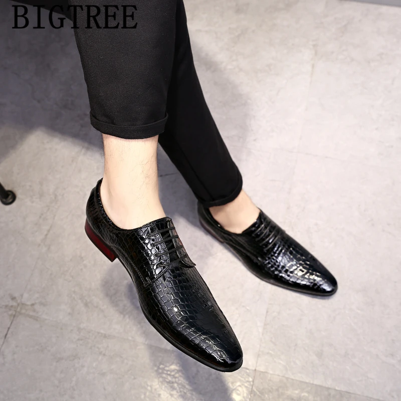 Crocodile Shoes Men Formal Business Shoes Men Oxford Leather Men Luxury Brand Pointed Toe Dress Weddings Shoes Coiffeur Ayakkabi
Crocodile Shoes Men Formal Business Shoes Men Oxford Leather Men Luxury Brand Pointed Toe Dress Weddings Shoes Coiffeur Ayakkabi