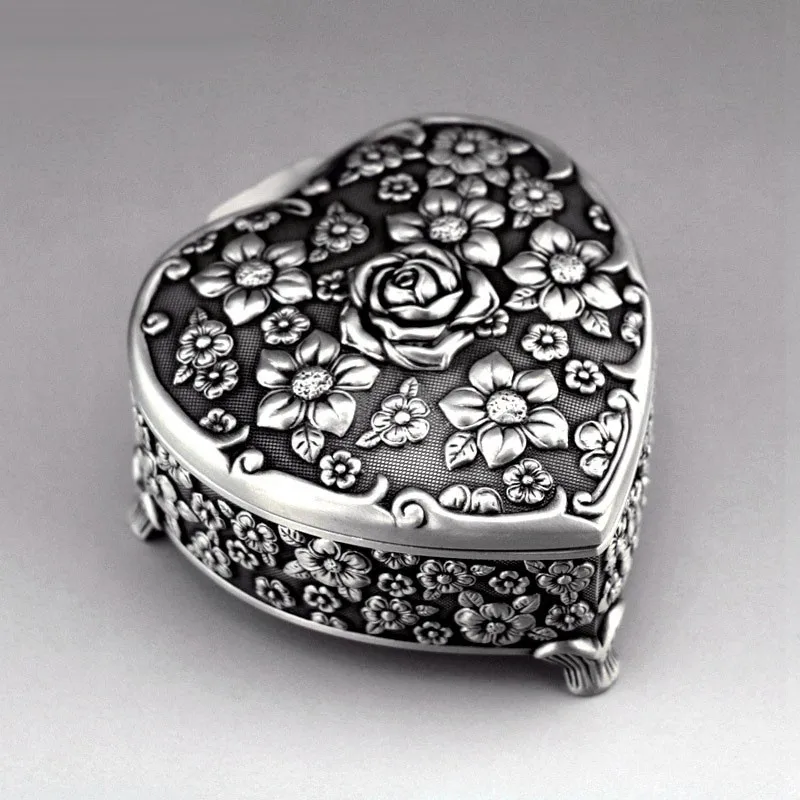 Vintage Metal Brand New Flower Rose Heart Music Box Hand Crank Heart Musical Mechanism Box Valentine's Day Gifts for Girls Women
Vintage Metal Brand New Flower Rose Heart Music Box Hand Crank Heart Musical Mechanism Box Valentine's Day Gifts for Girls Women