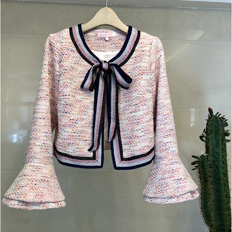 Two pieces set 2019 ispring autumn women European horn sleeve short wool coat + wool skirts sweet bowknot tweed coat pink bow
Two pieces set 2019 ispring autumn women European horn sleeve short wool coat + wool skirts sweet bowknot tweed coat pink bow