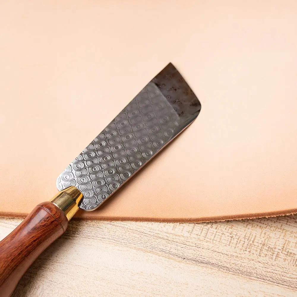 Junetree high quality damascus steel knife cutter cutting leather cut with good wooden handle professional leather craft
Junetree high quality damascus steel knife cutter cutting leather cut with good wooden handle professional leather craft