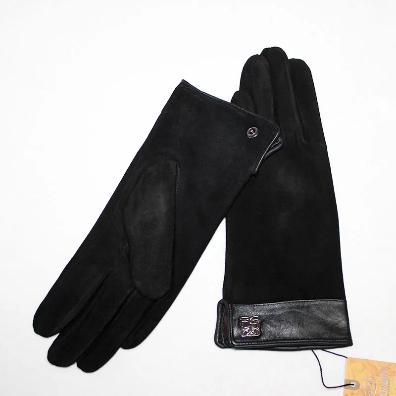 Sheepskin suede gloves women's winter thick warm parrot rabbit fur lining girls black Bow style leather finger gloves 
Sheepskin suede gloves women's winter thick warm parrot rabbit fur lining girls black Bow style leather finger gloves