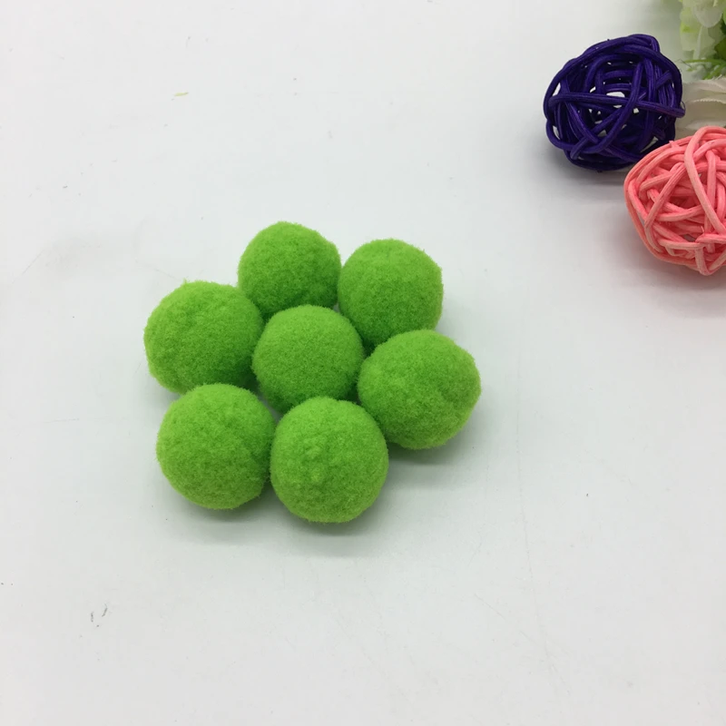 Фото Зеленые помпоны для поделок из меха сделай сам мягкие детских игрушек аксессуары