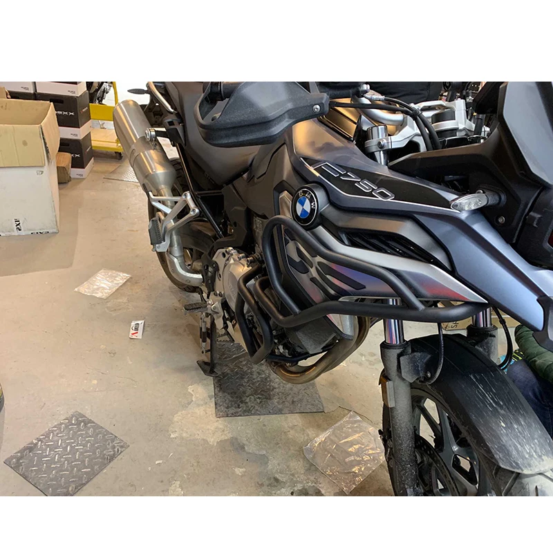 New F850 Motorbike moto Engine Guard Crash Bar Frame Protector Upper Lower Full set black Silver For BMW F850GS F750GS 2018 2019
New F850 Motorbike moto Engine Guard Crash Bar Frame Protector Upper Lower Full set black Silver For BMW F850GS F750GS 2018 2019
