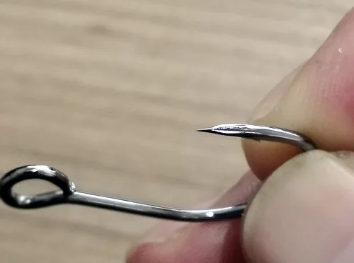 50pcs High Carbon Steel barbed hooks bass fishing hooks blood slot grooved Sharp fishing tackle pesca peche
50pcs High Carbon Steel barbed hooks bass fishing hooks blood slot grooved Sharp fishing tackle pesca peche