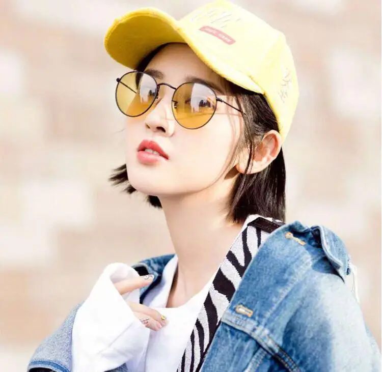 MEN Fashion Candy Vintage Round Mirror Sunglasses Women Luxury Brand Original Design Black Sun Glasses Female Oculos zonnebril
MEN Fashion Candy Vintage Round Mirror Sunglasses Women Luxury Brand Original Design Black Sun Glasses Female Oculos zonnebril