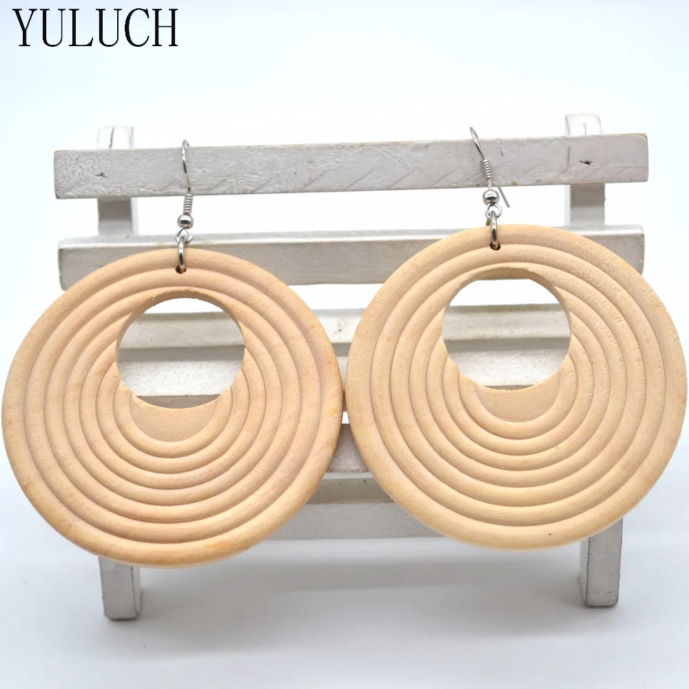 YULUCH Round wood hole pendant earrings forwomen natural wooden earrings girls elegant and simple art jewelry accessories
YULUCH Round wood hole pendant earrings forwomen natural wooden earrings girls elegant and simple art jewelry accessories