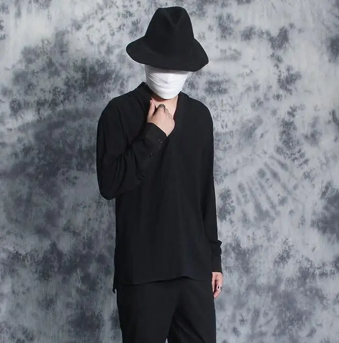 Autumn winter V collar fashion punk slim sexy shirt men long sleeve shirt teenage korean T- shirt mens personality black
Autumn winter V collar fashion punk slim sexy shirt men long sleeve shirt teenage korean T- shirt mens personality black