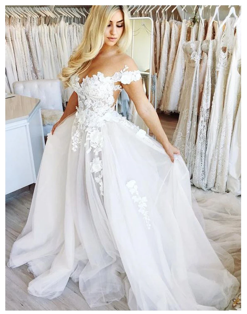 Boho Informal Wedding Dress Appliqued with Flowers Elegant Tulle A-Line Sexy Backless Beach Bride Dress Wedding Gown
Boho Informal Wedding Dress Appliqued with Flowers Elegant Tulle A-Line Sexy Backless Beach Bride Dress Wedding Gown