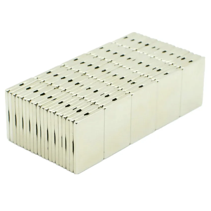 N42 NdFeB Блок Магнит со слотом 3/4 "* 1/2" * 1/16 "полюсы по бокам 19,05x12,7x1,59 мм шлицевый тонкий блок Намагниченный блестящий никель
N42 NdFeB Блок Магнит со слотом 3/4 "* 1/2" * 1/16 "полюсы по бокам 19,05x12,7x1,59 мм шлицевый тонкий блок Намагниченный блестящий никель