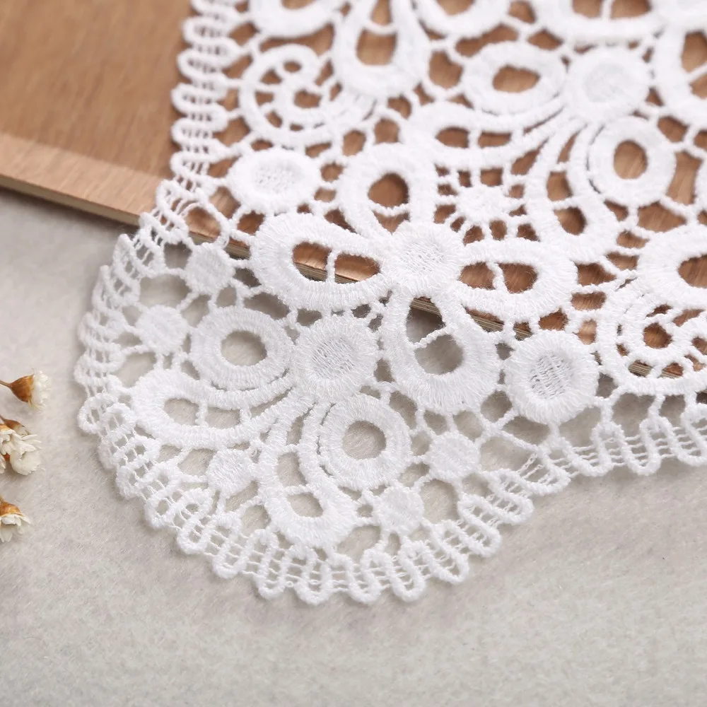 White embroidery lace collar Water soluble embroidered lace trim lace garment accessories patch
White embroidery lace collar Water soluble embroidered lace trim lace garment accessories patch