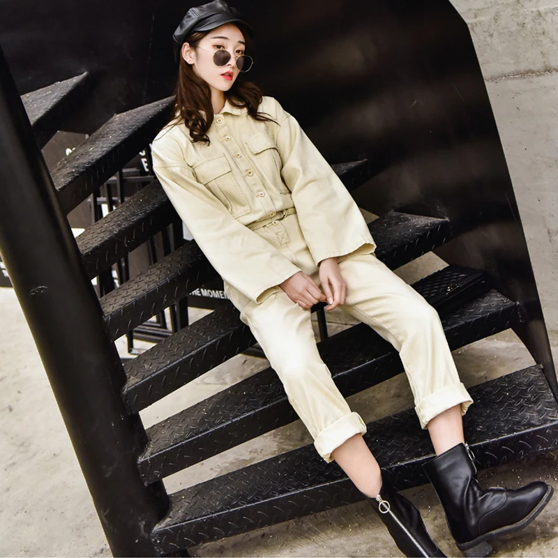 YNZZU Spring Autumn solid long sleeve lady denim jumpsuits Safari style loose women bodysuits Chic pockets button rompers YJ057
YNZZU Spring Autumn solid long sleeve lady denim jumpsuits Safari style loose women bodysuits Chic pockets button rompers YJ057