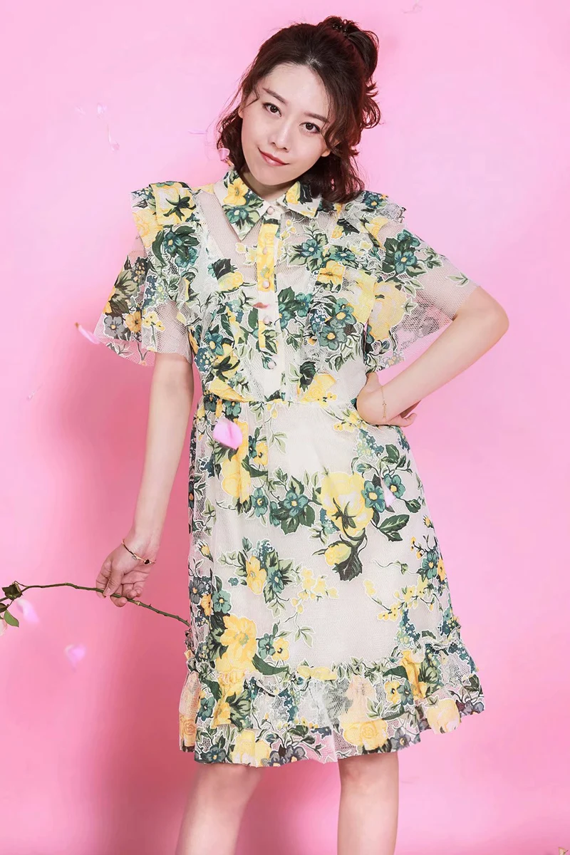 XF Beach Sexy Lace Mesh Stitching Floral Print Retro Dress Casual Party Holiday Summer Pearl Button Tulle Cake Lady Dress
XF Beach Sexy Lace Mesh Stitching Floral Print Retro Dress Casual Party Holiday Summer Pearl Button Tulle Cake Lady Dress