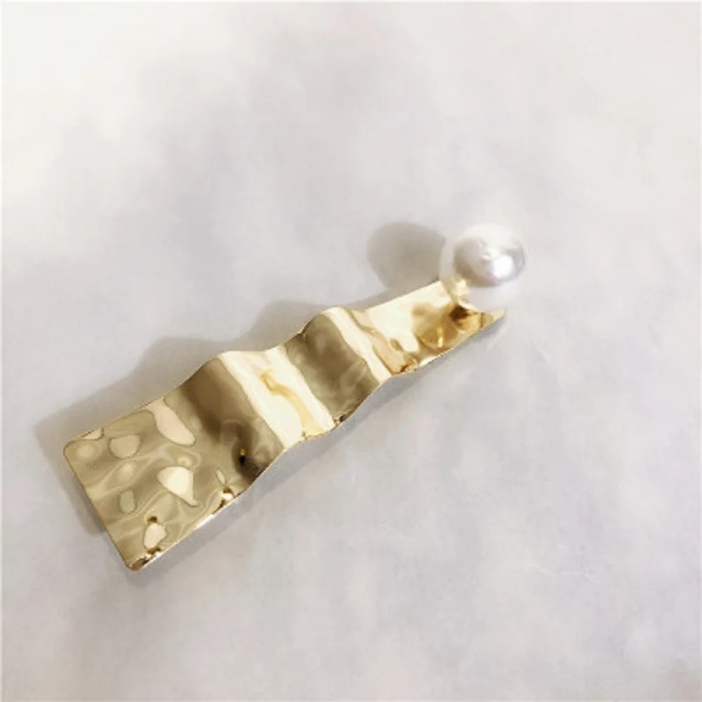 New arrvial Korea Fashion Metal Hair Clips Geometric Irregular Imitiation Pearl Hairpins Hair Accessories for Women Girls
New arrvial Korea Fashion Metal Hair Clips Geometric Irregular Imitiation Pearl Hairpins Hair Accessories for Women Girls