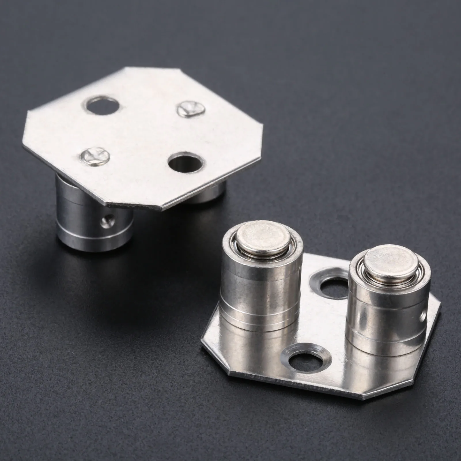2Pcs Sliding Door Guide Locator Twin-shaft Retainer Hanging Pulley Rail Guide Locator Stainless Steel 31x31x14mm
2Pcs Sliding Door Guide Locator Twin-shaft Retainer Hanging Pulley Rail Guide Locator Stainless Steel 31x31x14mm