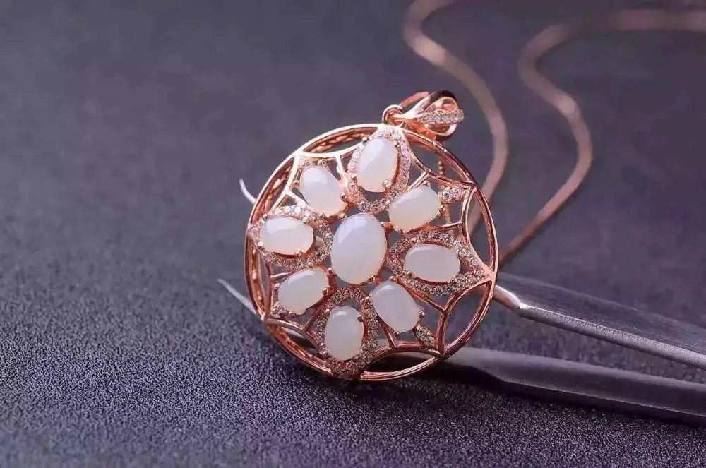 natural white jade pendant S925 silver Natural gemstone Pendant Necklace trendy Luxury round Circle women gril jewelry
natural white jade pendant S925 silver Natural gemstone Pendant Necklace trendy Luxury round Circle women gril jewelry