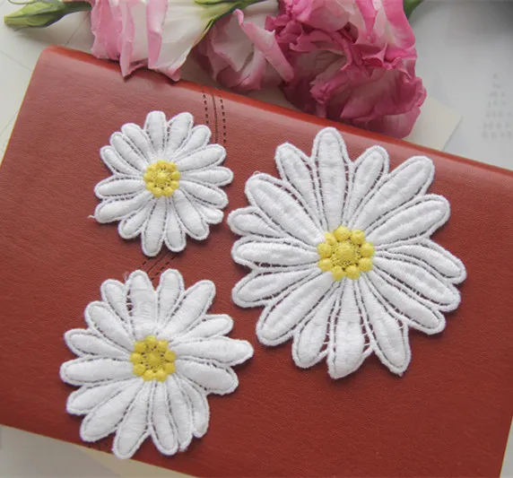 10PCS/Lot White +Yellow Handmade Applique Lace Little Daisy Lace Dress Lace Accessories DIY Craft - Free Shipping
10PCS/Lot White +Yellow Handmade Applique Lace Little Daisy Lace Dress Lace Accessories DIY Craft - Free Shipping