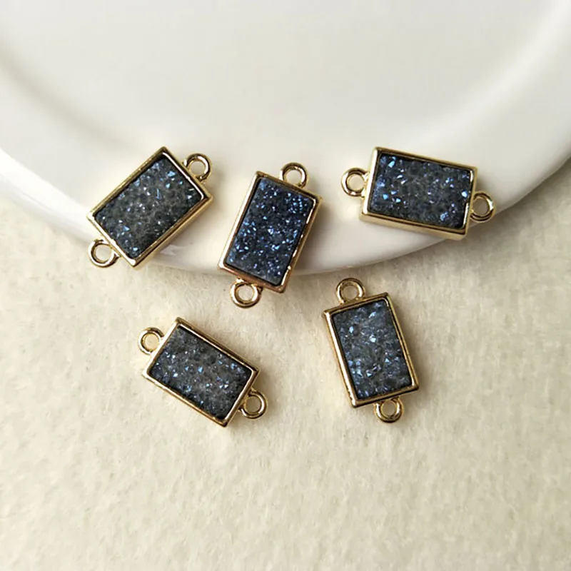 10 шт. прямоугольная Друза Агата e Geode Druzy Подвески золотого цвета титана Druzy амулеты Соединитель с двойной Bails CT69
10 шт. прямоугольная Друза Агата e Geode Druzy Подвески золотого цвета титана Druzy амулеты Соединитель с двойной Bails CT69