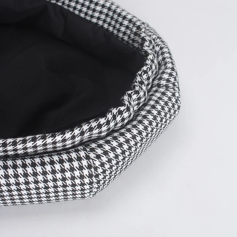 ROSELUOSI 2018 Autumn New Women Houndstooth Berets Hat Casual Boina Feminina Beret Caps Boinas Mujer 
ROSELUOSI 2018 Autumn New Women Houndstooth Berets Hat Casual Boina Feminina Beret Caps Boinas Mujer