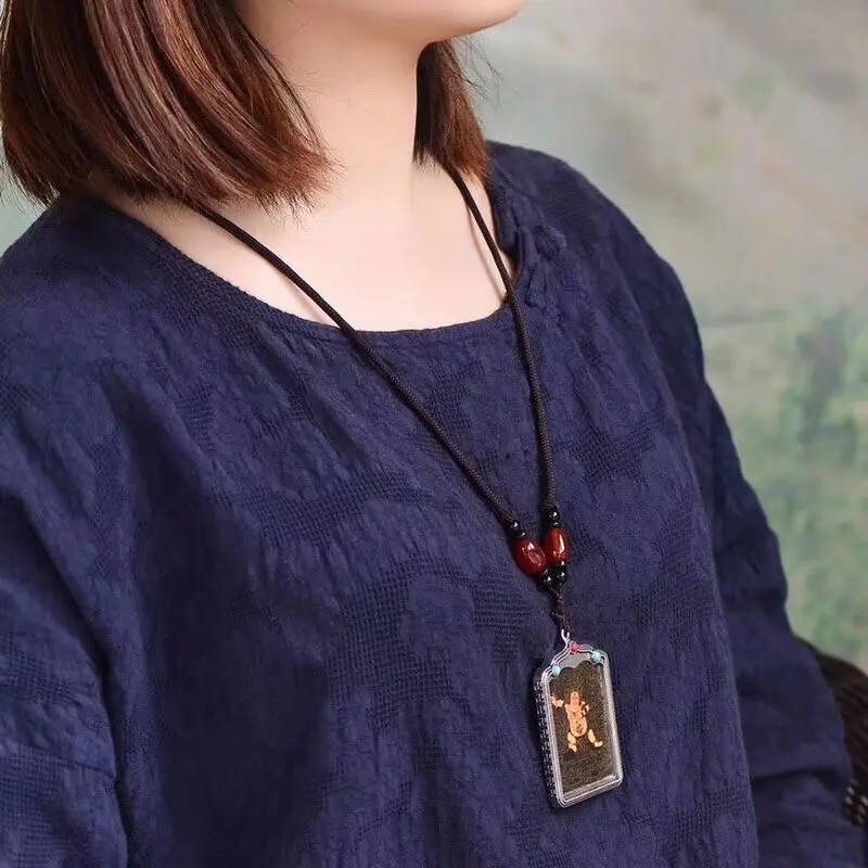 100% Tibetan silver, national style, pure hand-painted Thangka, Elephant God Buddha Brand Hanging Parts, handicraft collection
100% Tibetan silver, national style, pure hand-painted Thangka, Elephant God Buddha Brand Hanging Parts, handicraft collection
