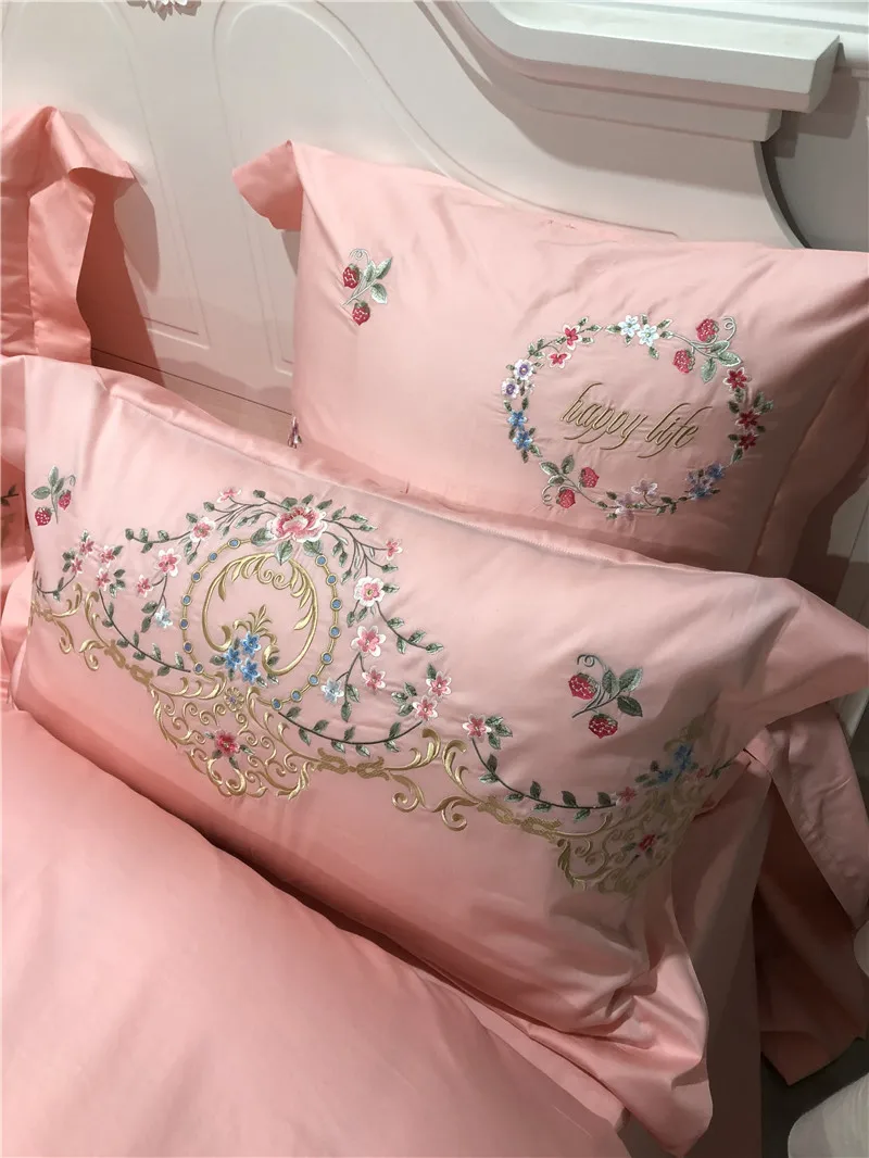 Pink luxury Oriental Embroidery 80S Egyptian Cotton Comfortable 4/6pcs Bedding Set Duvet Cover Bed Linen Bed sheet Pillowcases
Pink luxury Oriental Embroidery 80S Egyptian Cotton Comfortable 4/6pcs Bedding Set Duvet Cover Bed Linen Bed sheet Pillowcases