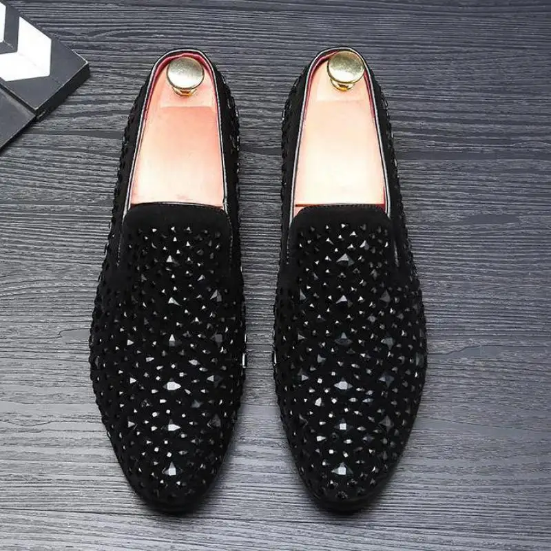 New Summer Fashion Designer, Men's Sequins, Pointed Shoes, Breathable Flat Shoes, Casual, Soft, High Quality, Non Skid Shoes.
New Summer Fashion Designer, Men's Sequins, Pointed Shoes, Breathable Flat Shoes, Casual, Soft, High Quality, Non Skid Shoes.