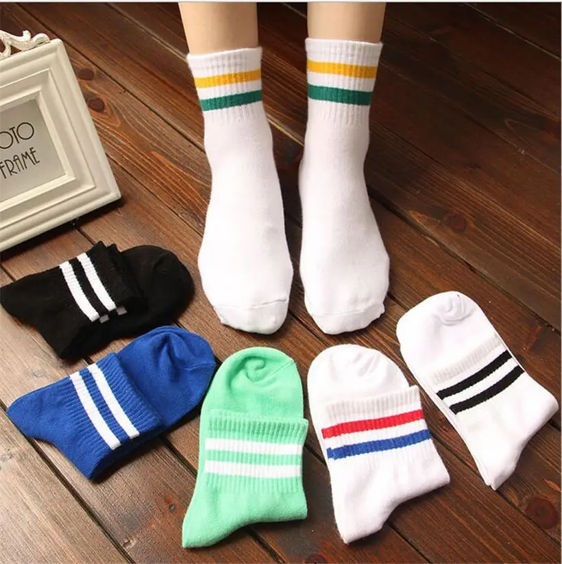 Classic Men 2 Two Stripes Cotton Socks Retro Old School Hiphop Skate Short Meias Calcetine white black harajuku cheap cool
Classic Men 2 Two Stripes Cotton Socks Retro Old School Hiphop Skate Short Meias Calcetine white black harajuku cheap cool