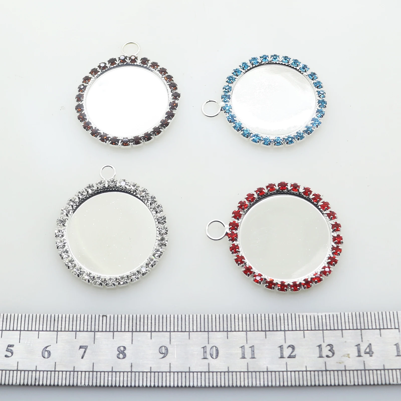 Selling 10 pcs / bag 30mm Round Color Decoration Accessories Multicolor Optional DIY crafts sewing handmade
Selling 10 pcs / bag 30mm Round Color Decoration Accessories Multicolor Optional DIY crafts sewing handmade