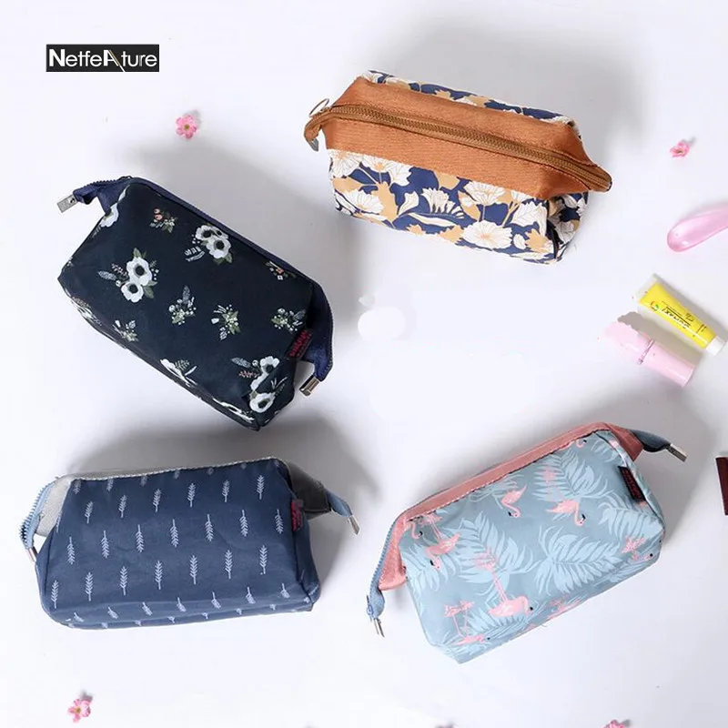 Fashion Big Capacity Cube Pouch Lady's Cosmetic Toiletry Bag Flower Feather flamingo Pattern Travel Sundry Storage Bag Organizer
Fashion Big Capacity Cube Pouch Lady's Cosmetic Toiletry Bag Flower Feather flamingo Pattern Travel Sundry Storage Bag Organizer