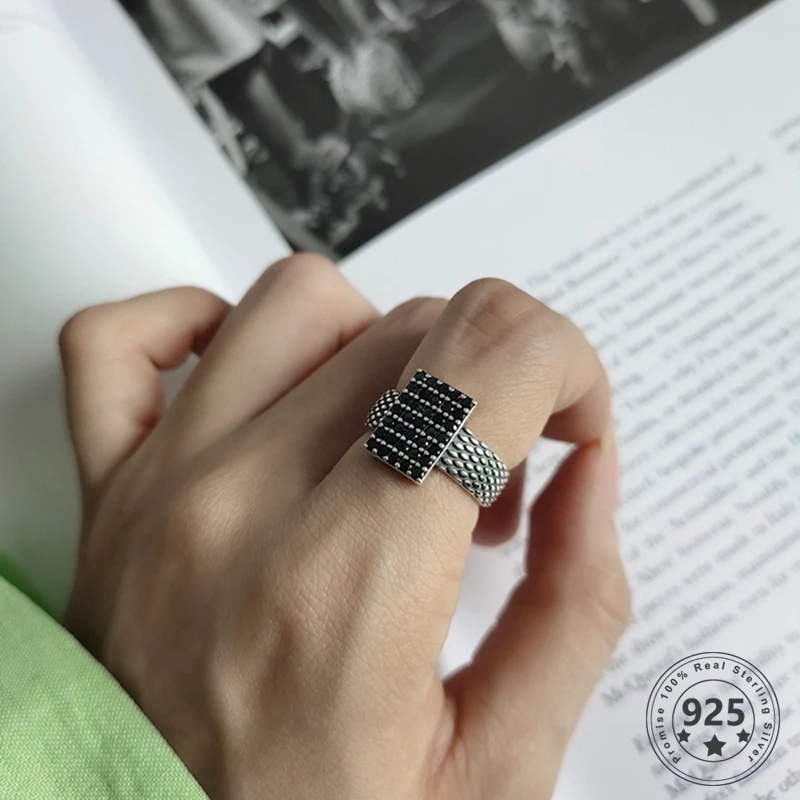 LouLeur 925 Sterling Silver Square Black Zircon Rings Female Vintage Minimalist Open Rings For Women Retro Fashion Party Jewelry
LouLeur 925 Sterling Silver Square Black Zircon Rings Female Vintage Minimalist Open Rings For Women Retro Fashion Party Jewelry