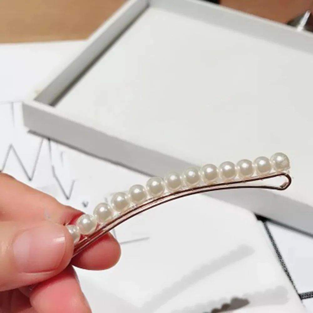 New Imitation Pearls Hair Clips for Women Fashion Sweet Imitation Korean Style Hairpins Alloy BB Hairgrip Girls Hair Accessories
New Imitation Pearls Hair Clips for Women Fashion Sweet Imitation Korean Style Hairpins Alloy BB Hairgrip Girls Hair Accessories
