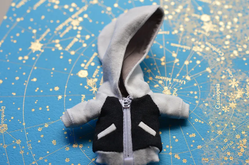Obitsu11 OB11 doll coat zipper Baseball uniform suitable for 1/12 size doll cu-poche OB11 GSC doll accessories doll jacket
Obitsu11 OB11 doll coat zipper Baseball uniform suitable for 1/12 size doll cu-poche OB11 GSC doll accessories doll jacket