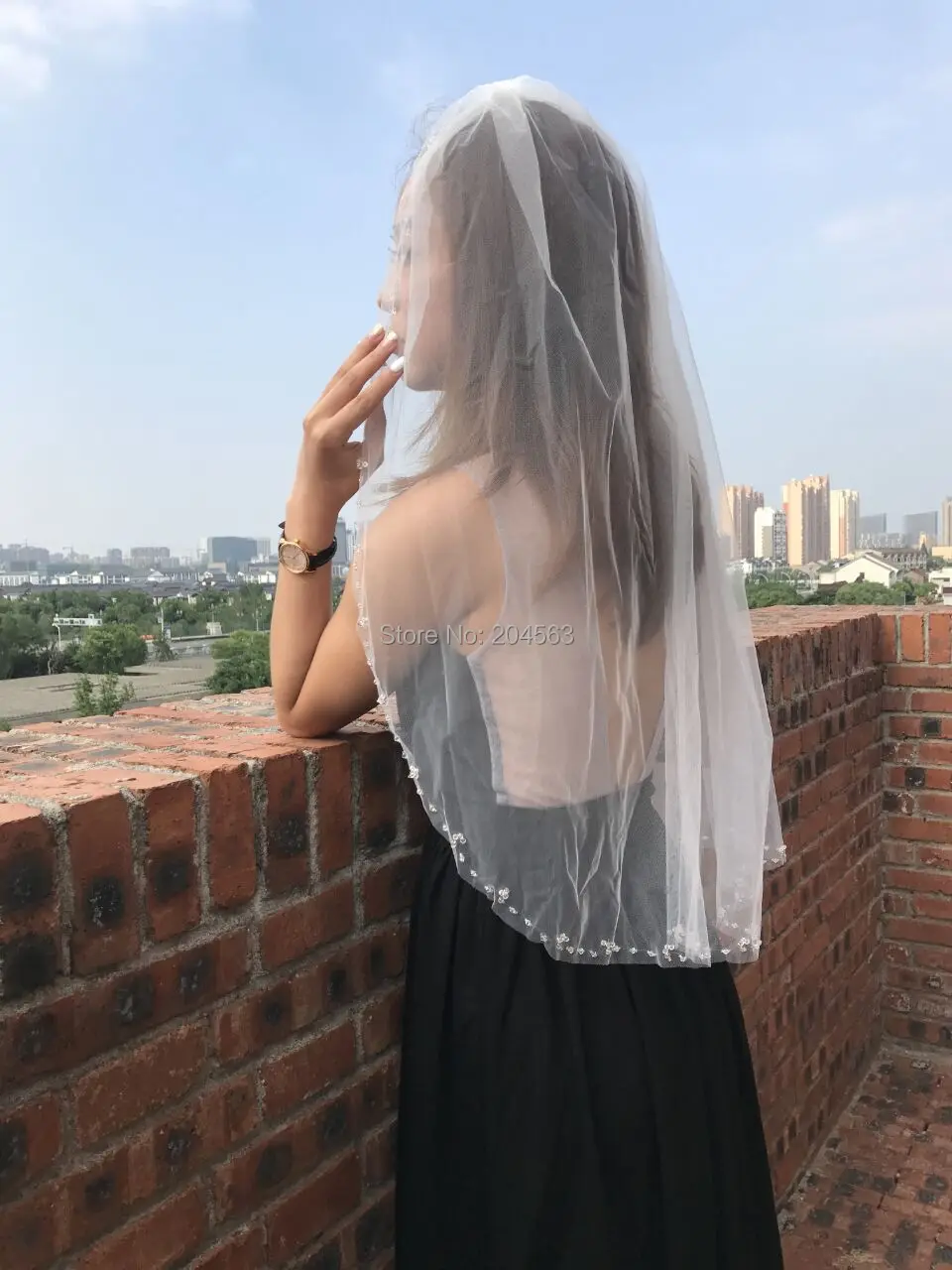 One-Layer Elegance Beaded Edge Wedding Veil Tulle Veil for Bride with Comb Wedding Accessories MM
One-Layer Elegance Beaded Edge Wedding Veil Tulle Veil for Bride with Comb Wedding Accessories MM