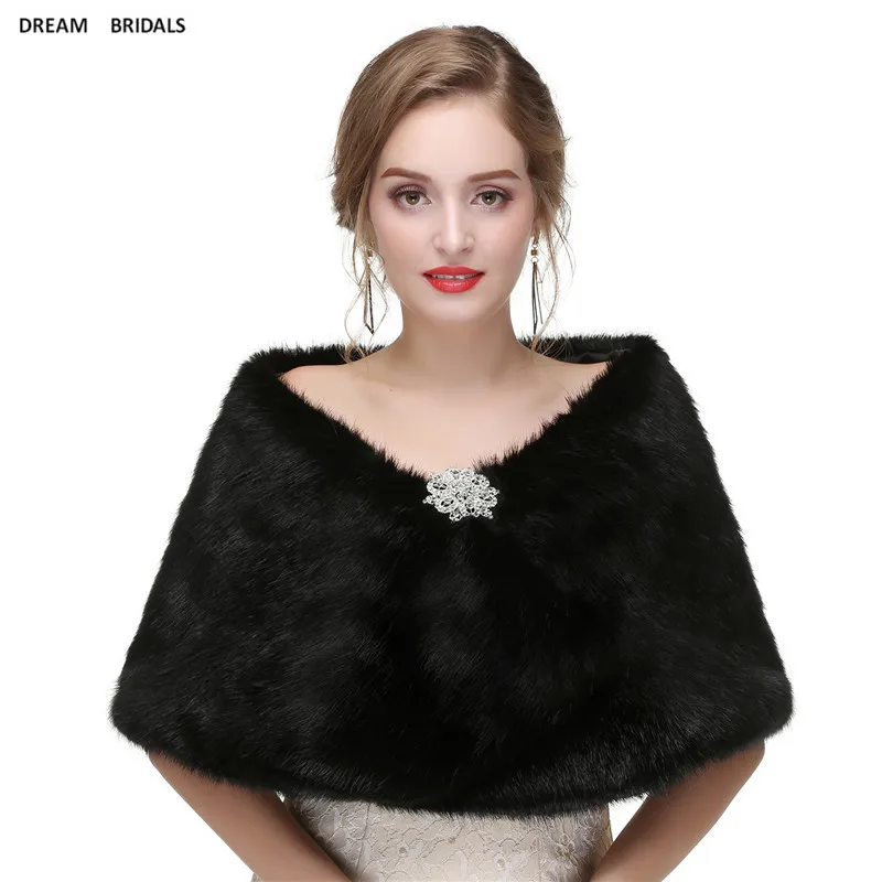 Winter Warm High Quality Wedding Bridal Wraps Faux Fur Bolero Women Fashion Shawls Solid Shawls Wedding Capes Marriage In Stock
Winter Warm High Quality Wedding Bridal Wraps Faux Fur Bolero Women Fashion Shawls Solid Shawls Wedding Capes Marriage In Stock